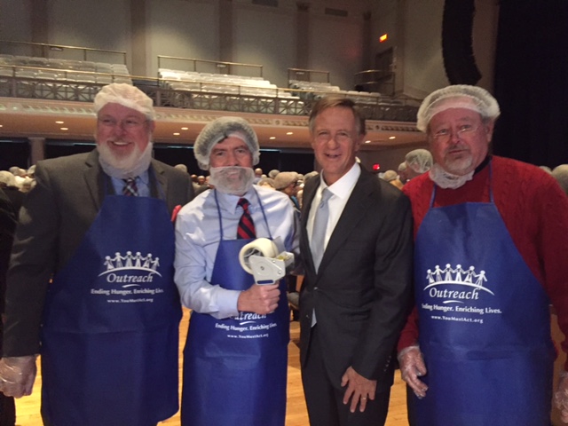 (From left to right) Judge Neal McBrayer, Judge Timothy Easter, Governor Bill Haslam and Judge Robert Wedemeyer