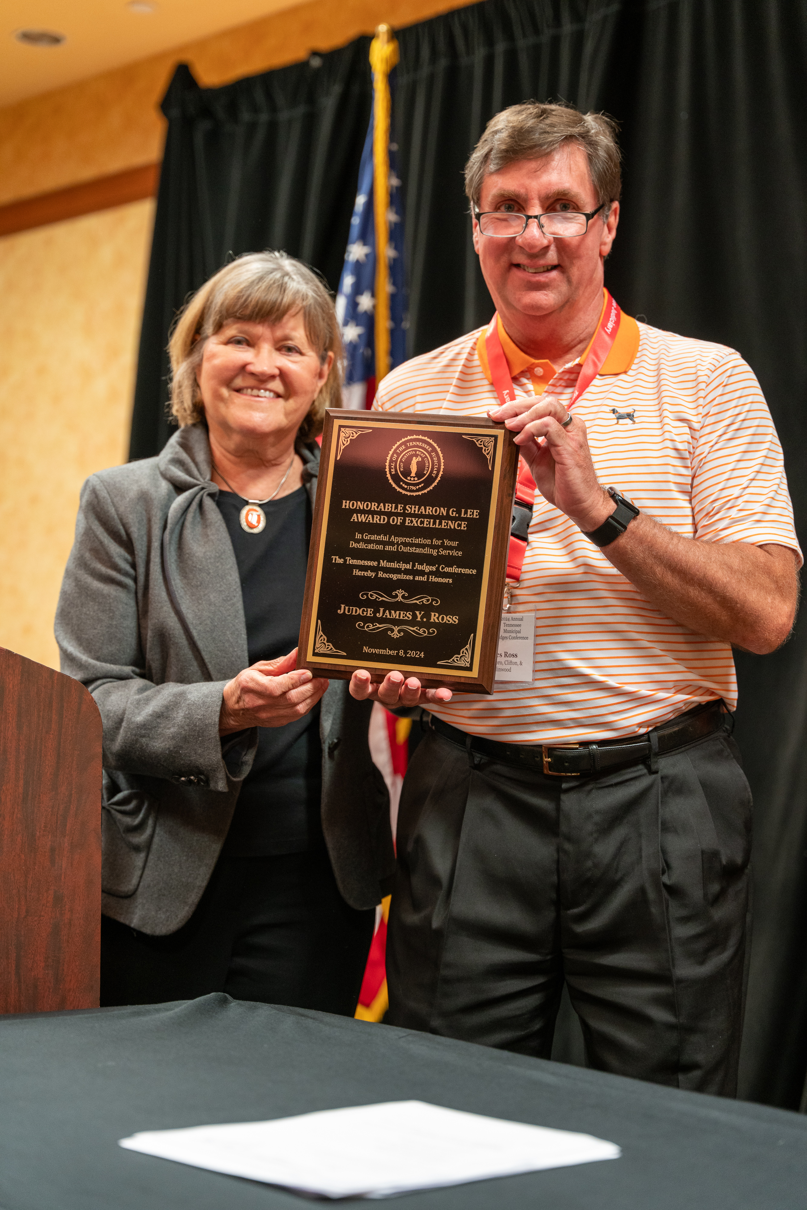 Judge James Y. Ross Accepts the Sharon G. Lee Award of Excellence from Justice Lee